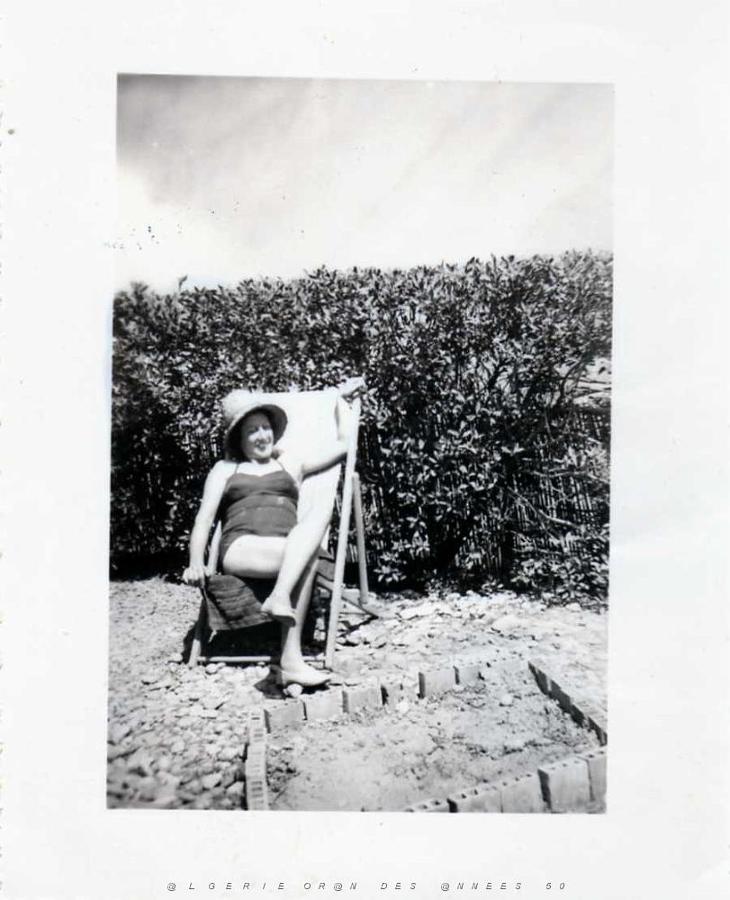 18  maman  cap carbon 1958.jpg